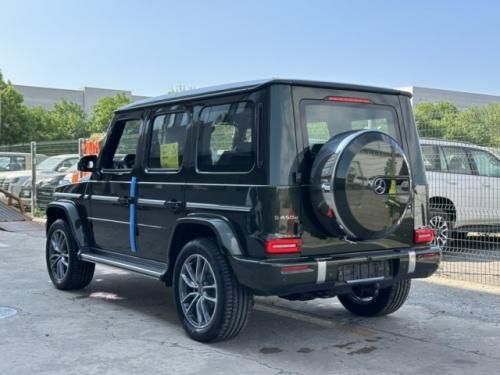 2025款奔驰G450d价格163万起 3.0T柴油混动+三把锁 现车低首付