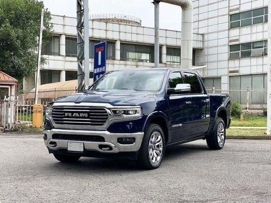 24款道奇公羊长角号皮卡5.7大V8皮卡中的劳斯莱斯特价40来万起售