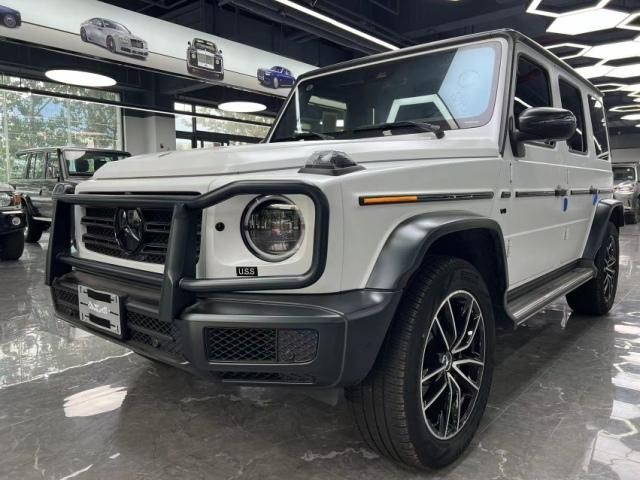 25款奔驰G550 熊猫版顶级越野车最新价格210万起售