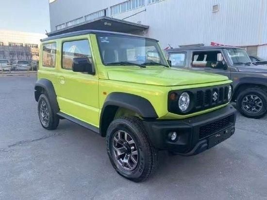 25款鈴木吉姆尼1.5L手動顏色可選最新價格16萬起提車
