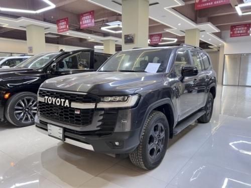 2025款丰田酷路泽LC300 3.5Tt现车直降15万 GT运动版落地仅76万起