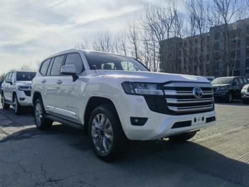 25款丰田兰德酷路泽4000 4.0L V6双涡轮直降12万 落地价72万起