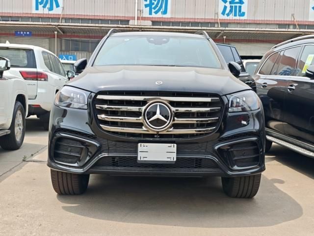 2025款奔驰GLS450 美规加版现车充足 最新报价108万起 可分期