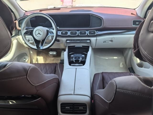 2025款加版奔驰迈巴赫GLS600黑/玛奇朵配色现车252万起售
