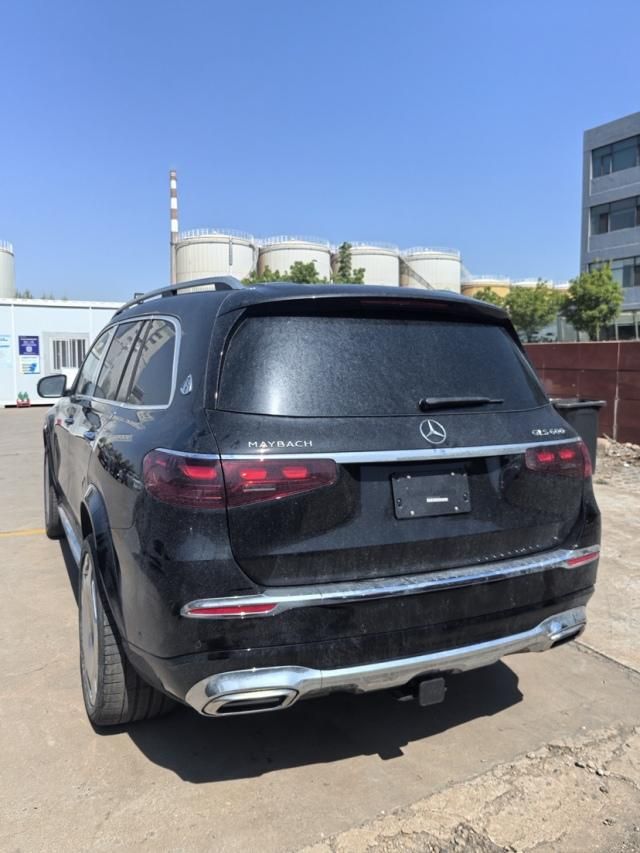 2025款加版奔驰迈巴赫GLS600黑/玛奇朵配色现车252万起售