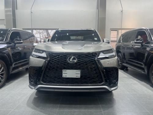 2025款雷克萨斯LX600全系3.5T V6双涡轮 七座豪华版132万起落地价