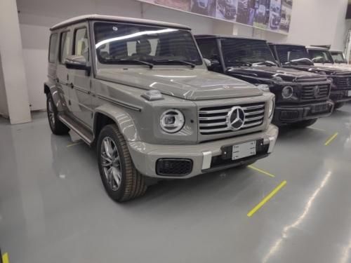 2025款奔驰G450d震撼报价160万起 3.0T柴油+48V轻混动力解析
