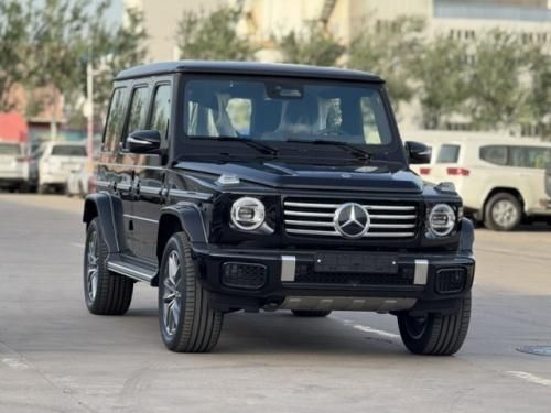 2025款奔驰G450d柴油3.0T报163万起 48V轻混+三把锁现车包牌‌