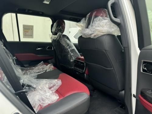 25款丰田酷路泽3300GR价格 珍珠白现车享分期36期低息贷款‌ 