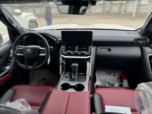 25款丰田酷路泽3300GR价格 珍珠白现车享分期36期低息贷款‌ 