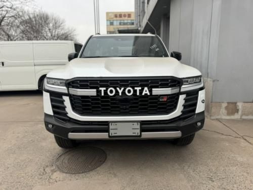 25款丰田酷路泽3300GR价格 珍珠白现车享分期36期低息贷款‌ 