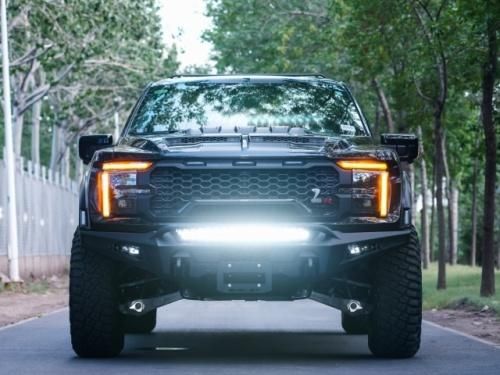 ‌2025款福特F-150猛禽谢尔比蝰蛇 V8机增900大马力 限量1500台‌