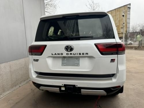 25款丰田酷路泽3300GR价格 珍珠白现车享分期36期低息贷款‌ 