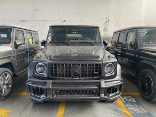 哑光黑奔驰G63 AMG到港最低价格 分期首付130万 支持全国发车