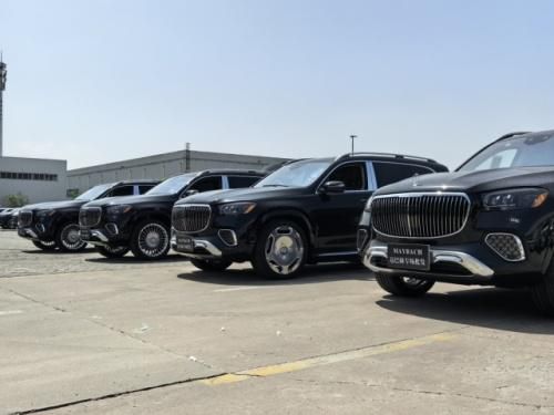 2025款奔驰GLS600顶配 魔毯悬挂+后排行政座椅 送5年保养分期灵活