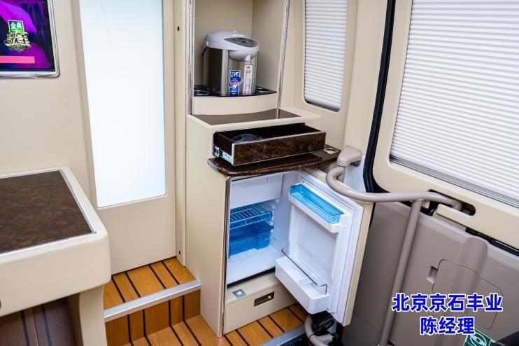 丰田考斯特 10 座沈阳落地价多少钱