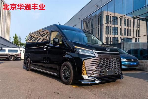 红旗国悦7座房车报价 红旗国悦7座洗手间版价格