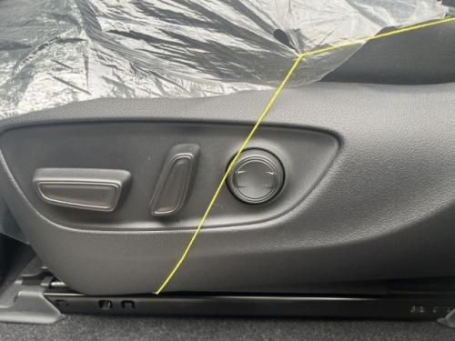 中东版酷路泽4000顶配落地价格 真皮座椅+双差速锁 分期0手续费