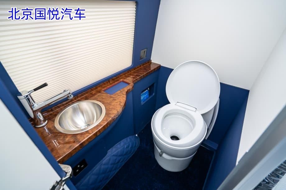 北京丰田海狮4S店6座多少钱优惠政策落地价格！