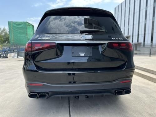 2025款奔驰GLS63现车10万 V8爆612马力 落地价格 分期首付80万