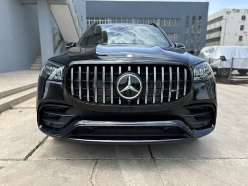 2025款奔驰GLS63现车10万 V8爆612马力 落地价格 分期首付80万