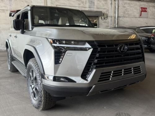 2025款雷克萨斯GX550 3.4T越野顶配现车直降8万 分期落地价格