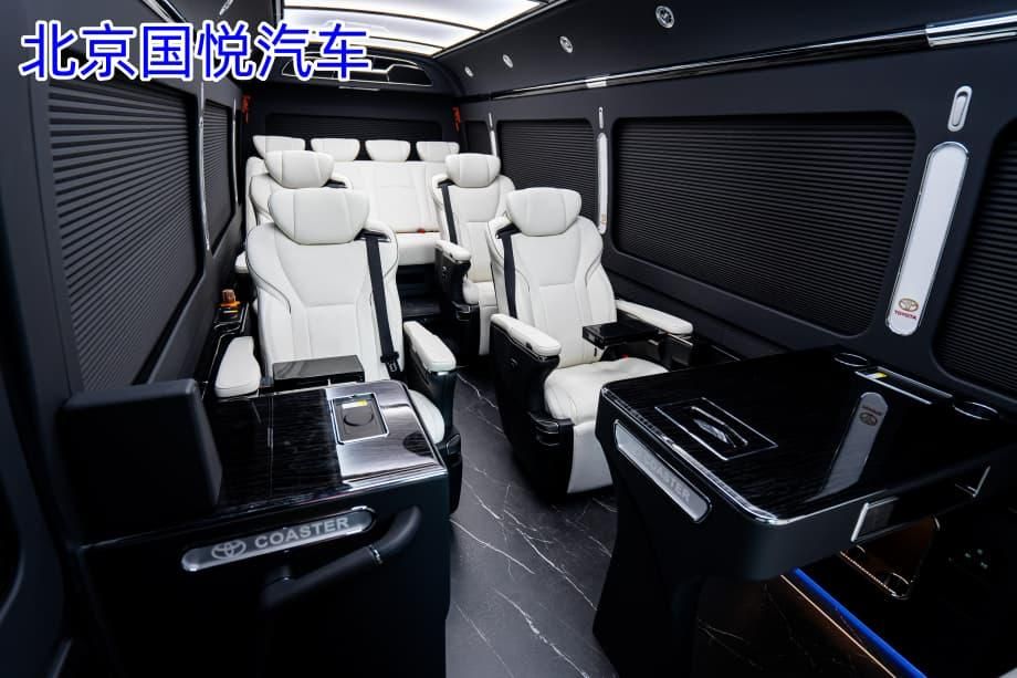 丰田考斯特12座黑金刚版2026款北京4S店落地多少钱