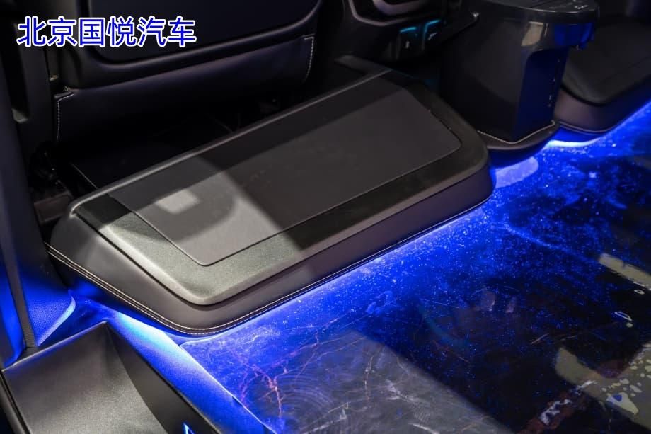 福特勇猛者新款平顶版普洱落地多少钱