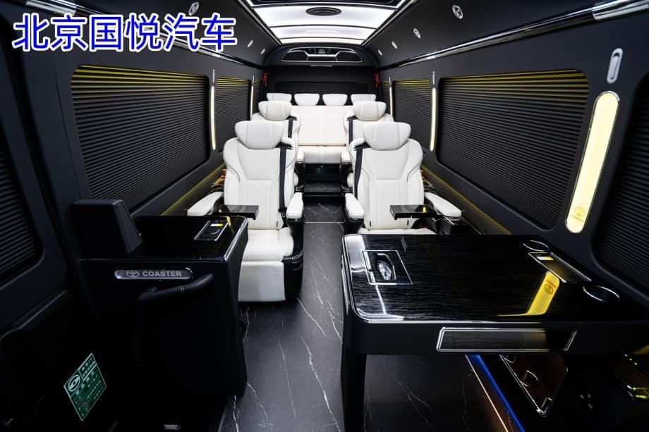 丰田考斯特12座黑金刚版2026款北京4S店落地多少钱