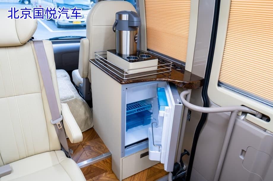 丰田考斯特17座合肥落地多少钱
