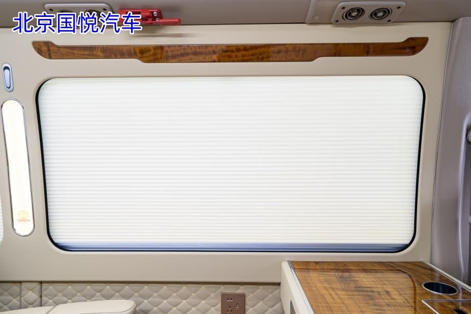 丰田考斯特15座晋城落地多少钱