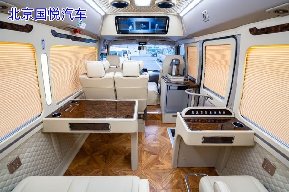 丰田考斯特17座合肥落地多少钱