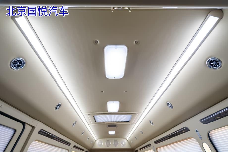 丰田考斯特11座宝鸡落地多少钱