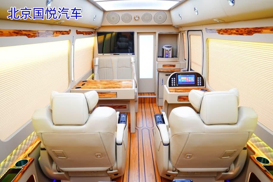 丰田考斯特12座重庆落地多少钱
