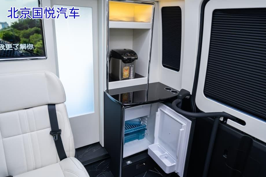 丰田考斯特10座徐州落地多少钱