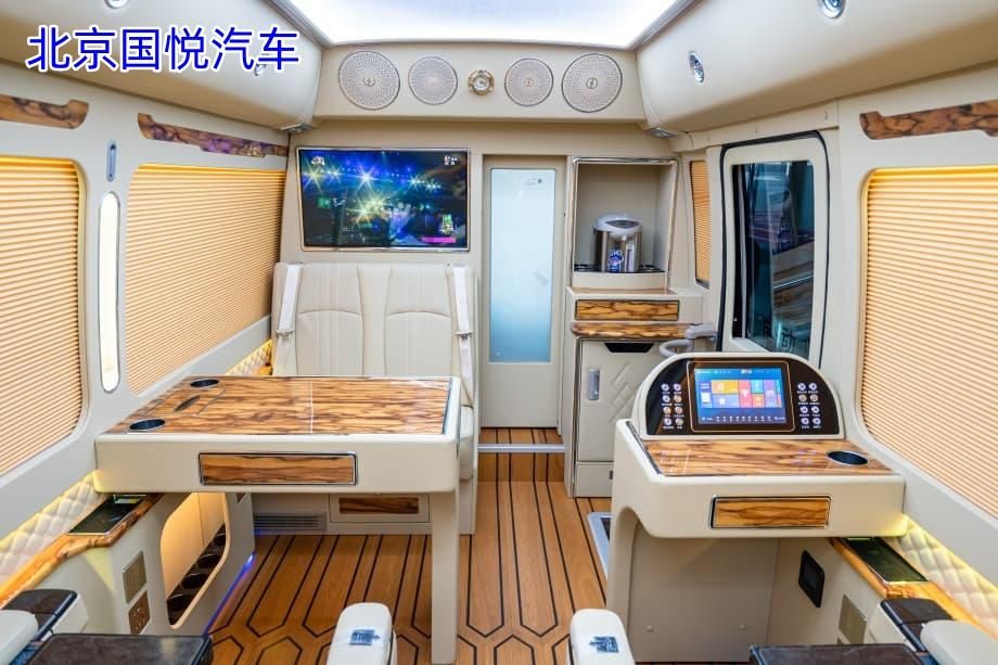丰田考斯特7座房车版芜湖落地多少钱