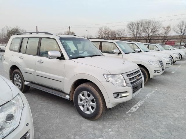 经典山猫 三菱帕杰罗V93 3.0V6 震撼回归 现车参数报价20几万