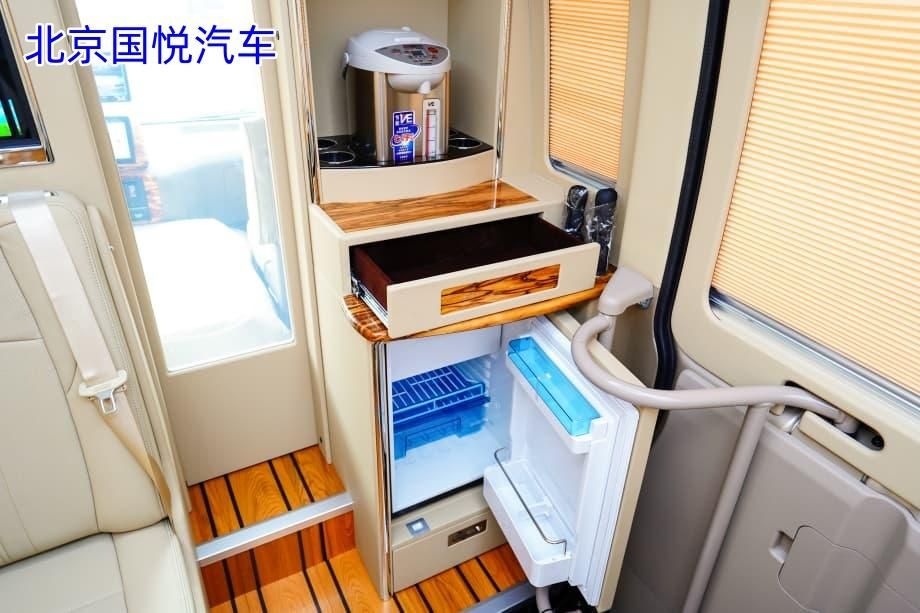 丰田考斯特16座常州落地多少钱