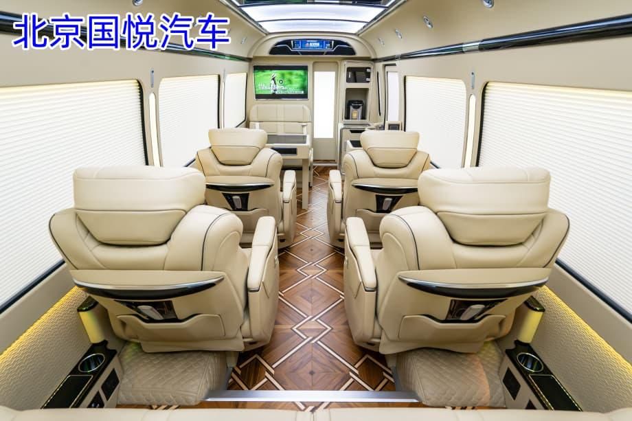 丰田考斯特12座运城落地多少钱