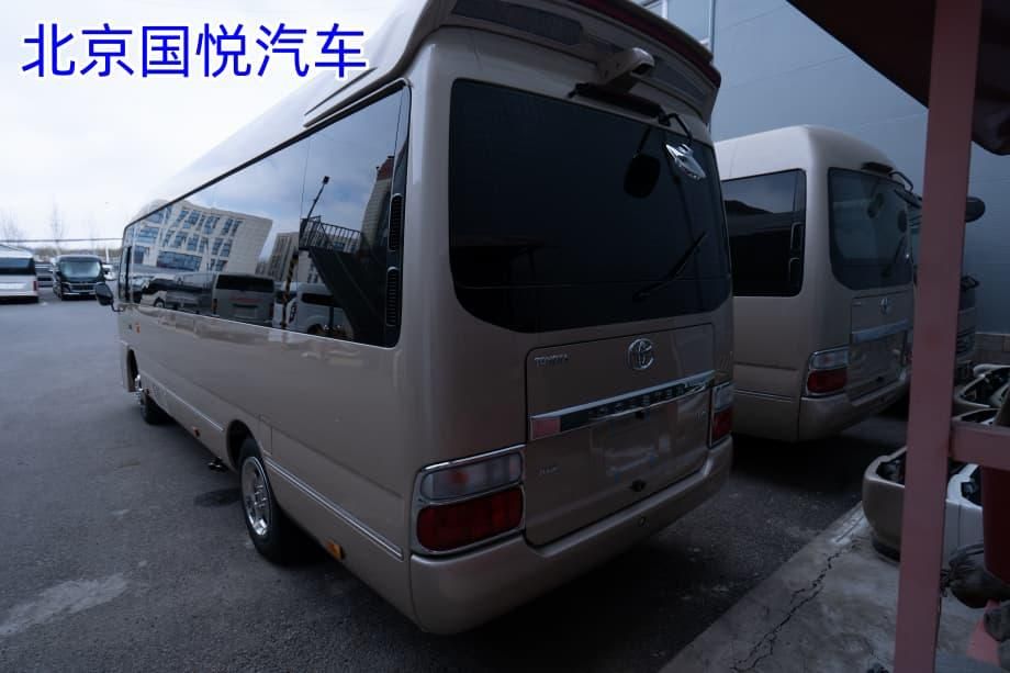 丰田考斯特12座运城落地多少钱
