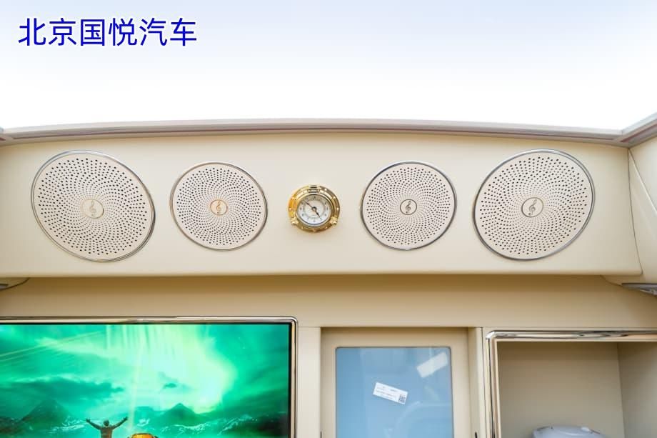 丰田考斯特7做房车信阳落地多少钱