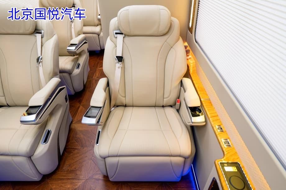 红旗国悦8座带床河南定制落地多少联系电话