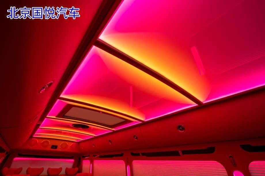 丰田考斯特11座平顶山落地多少钱