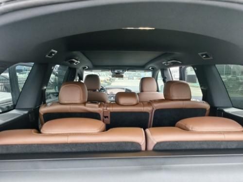 奔驰GLS450豪华SUV价格多少钱 3.0T排量+顶配落地价金融方案详解
