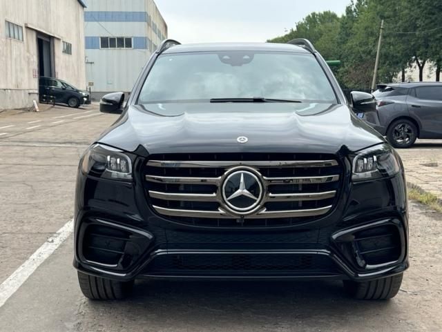 2025款奔驰GLS580 加版现车津港最新报价 诚信<font color='red'>商家</font> 价格公开透明