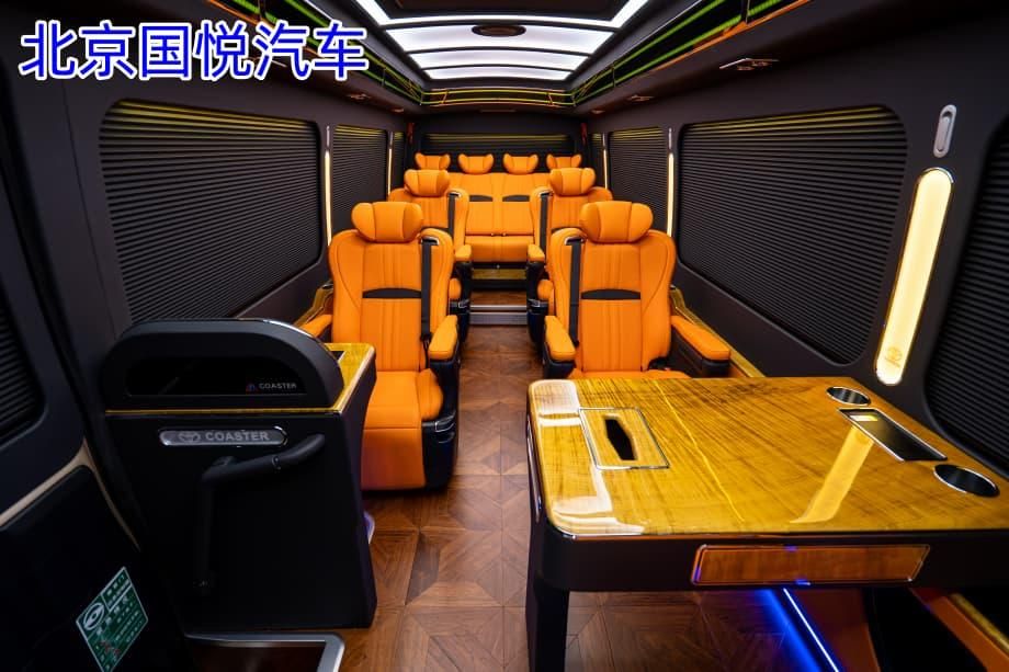 丰田考斯特12座商务车广东落地多少钱