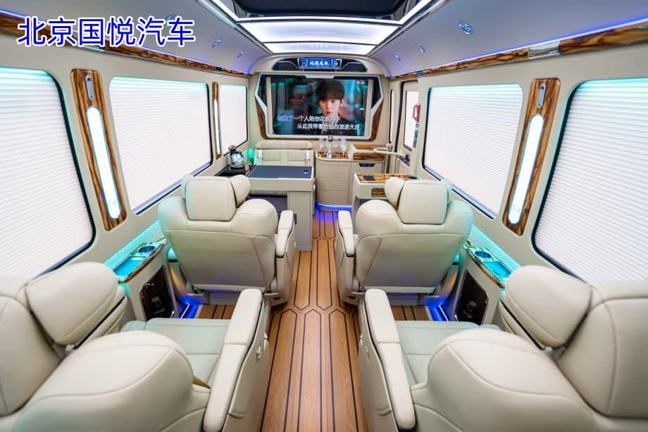 一篇文章告诉您为什么选择红旗国悦10座！联系电话