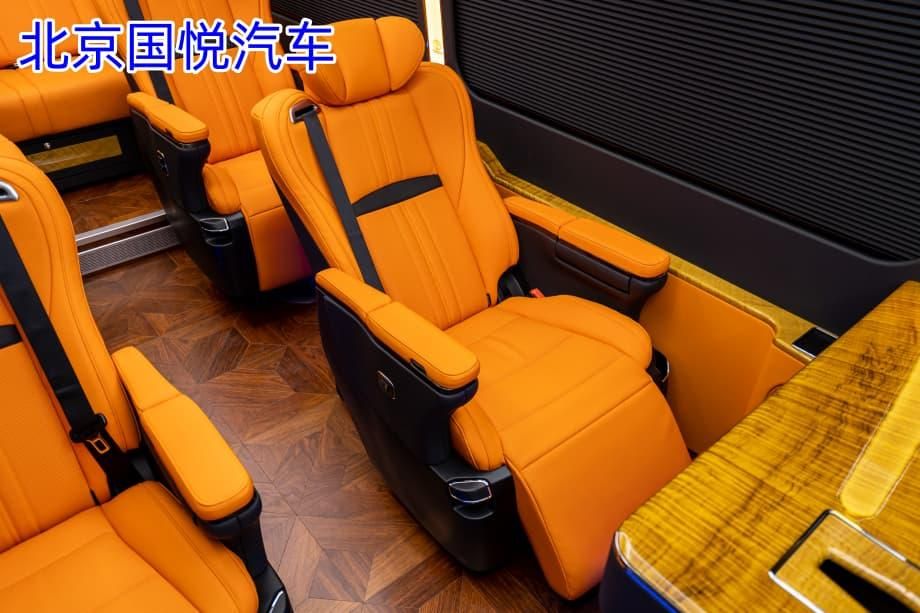 丰田考斯特12座商务车广东落地多少钱