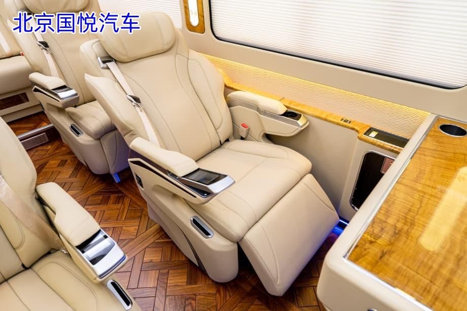高端旅游出行就选红旗国悦12座！重庆现车优惠价格？