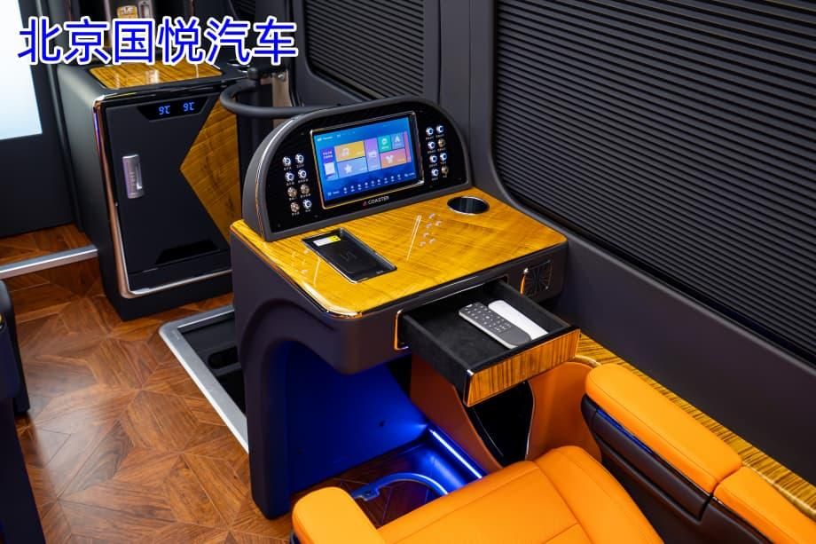 丰田考斯特12座商务车广东落地多少钱